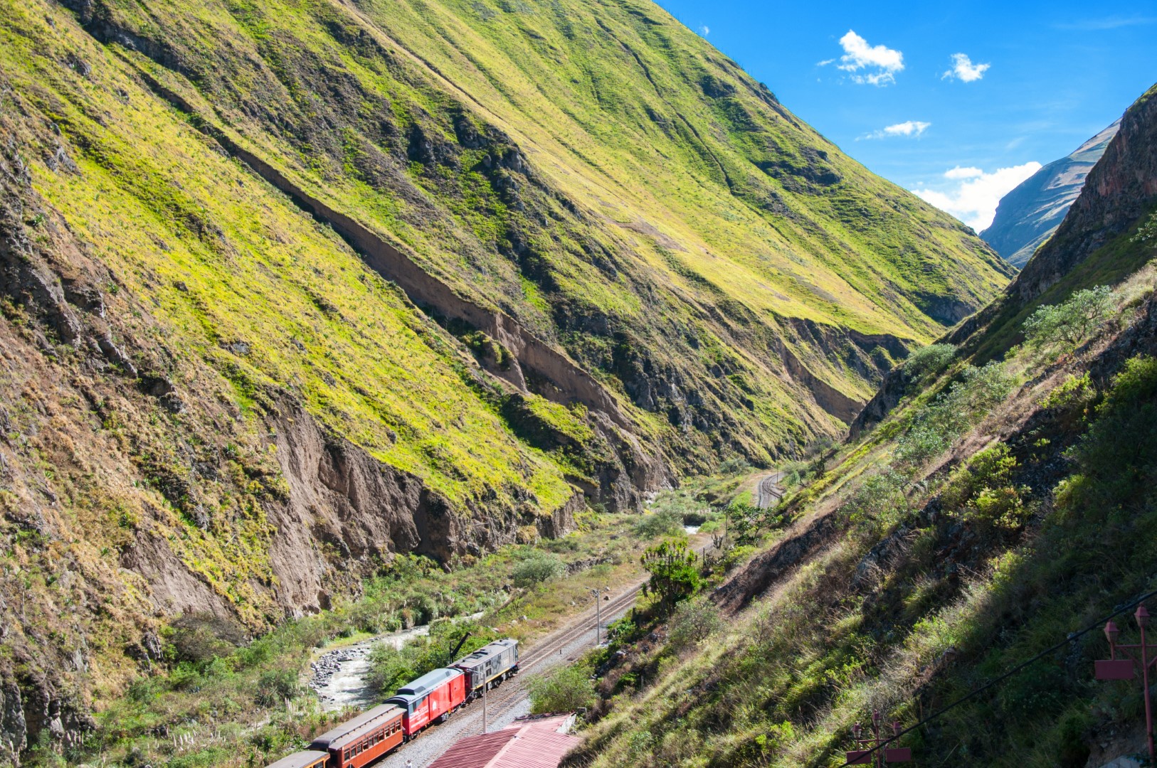 Railway rockfalls – Big and small